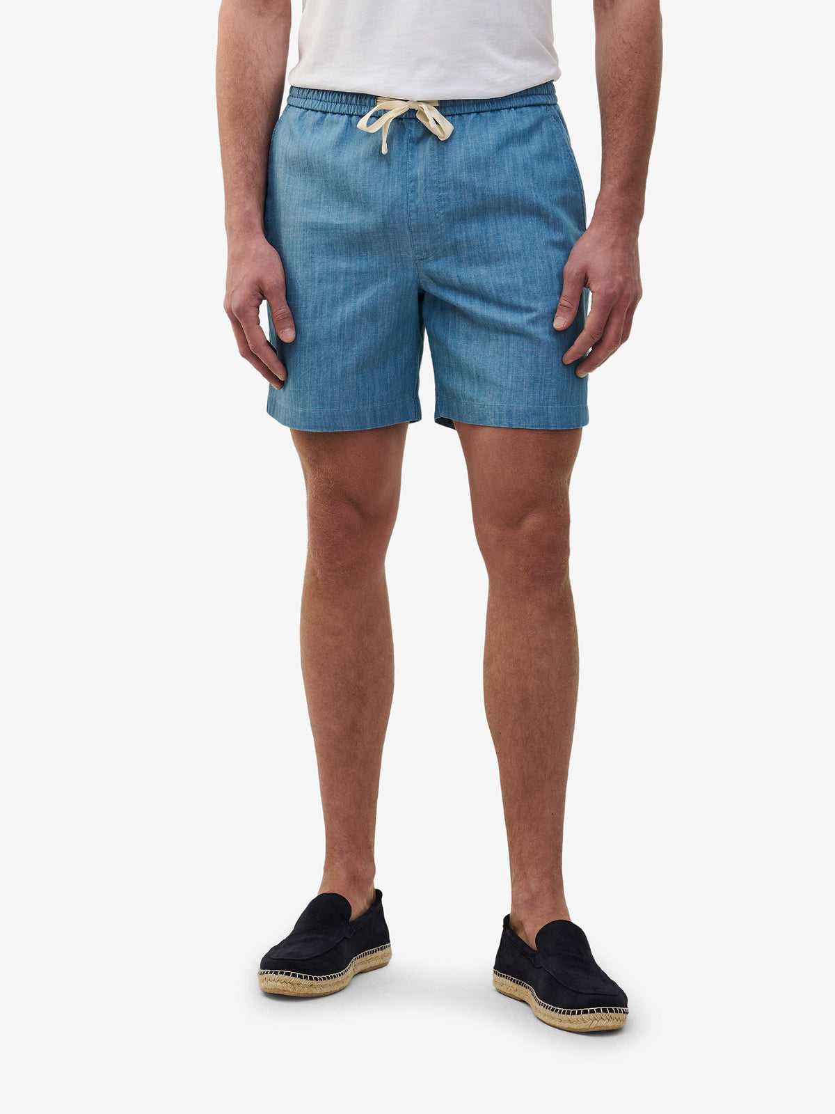 Breeze Chambray Shorts – Mid Blue